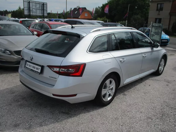 Škoda Superb combi III 2,0 TDi prav.servis - foto 3