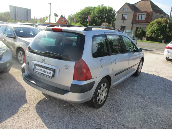 Peugeot 307 combi 2,0 HDi - foto 3