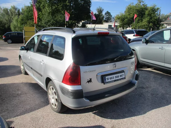 Peugeot 307 combi 2,0 HDi - foto 4