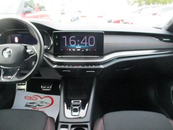 Škoda Octavia combi IV 2,0 RS - foto 8