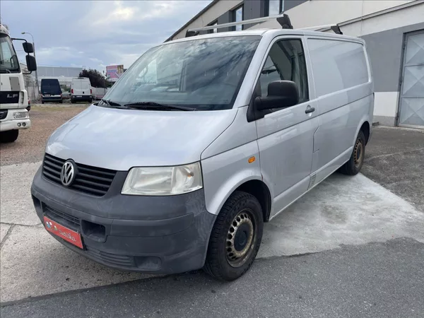 Volkswagen Transporter T5*1,9 TDI*3 místný*tažné*zahr
