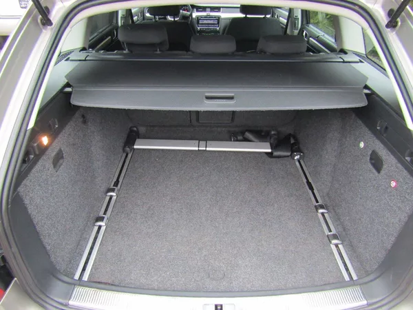 Škoda Superb 1.6 TDI 77kW - foto 26