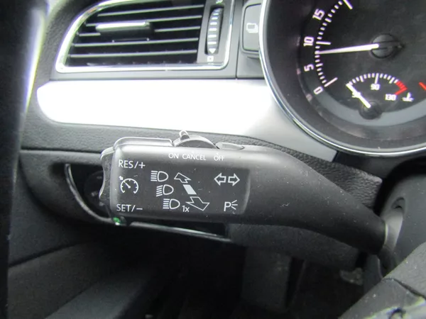 Škoda Superb 1.6 TDI 77kW - foto 35