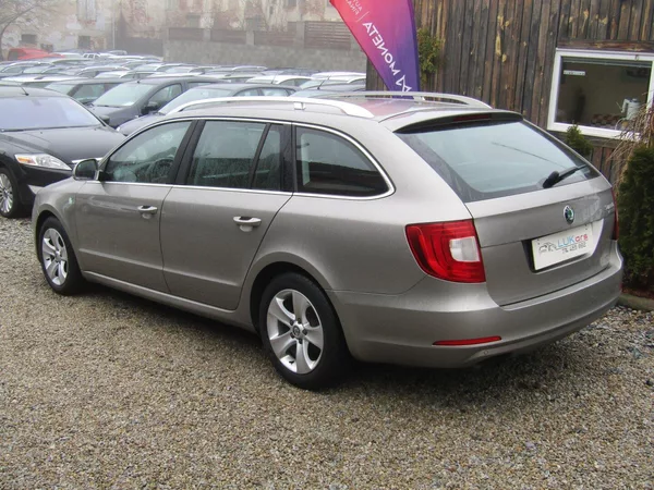 Škoda Superb 1.6 TDI 77kW - foto 5