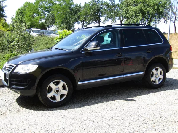 Volkswagen Touareg 2.5 TDI 128kW - foto 2