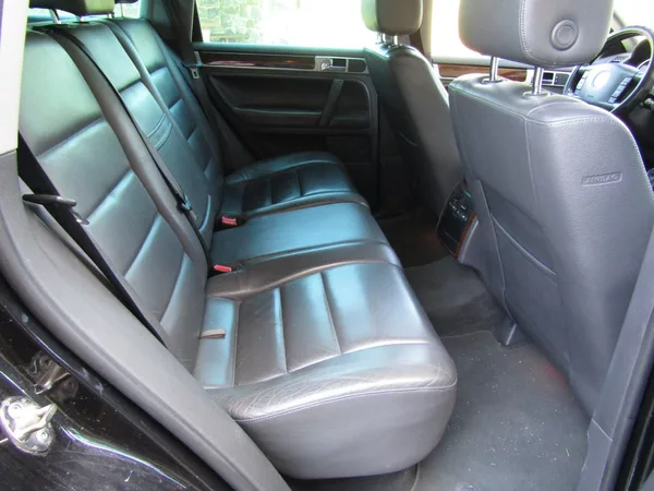 Volkswagen Touareg 2.5 TDI 128kW - foto 24