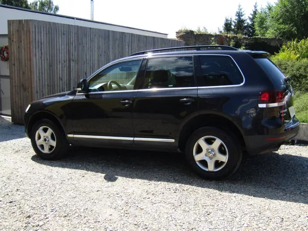 Volkswagen Touareg 2.5 TDI 128kW - foto 4