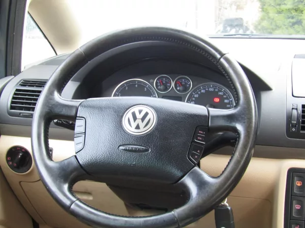Volkswagen Sharan 2.8 V6 150kW 4MOTION BUSSINE - foto 16