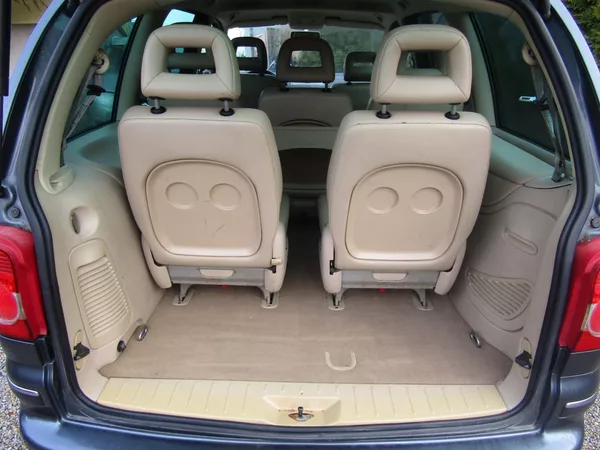 Volkswagen Sharan 2.8 V6 150kW 4MOTION BUSSINE - foto 23