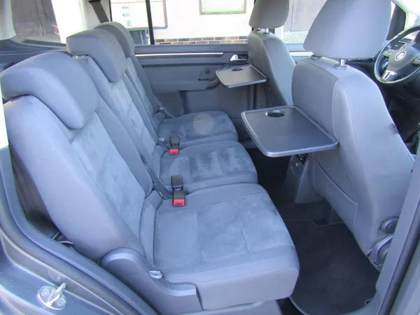Volkswagen Touran 1.6 TDI 77kW ROZVODY - foto 27