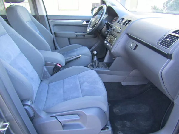 Volkswagen Touran 1.6 TDI 77kW ROZVODY - foto 30