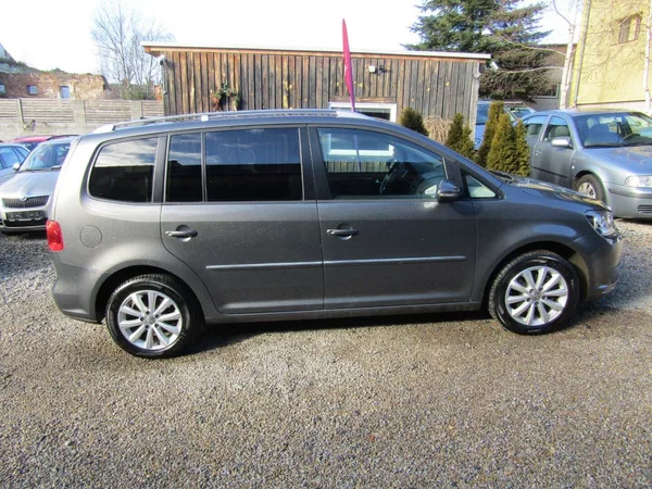 Volkswagen Touran 1.6 TDI 77kW ROZVODY - foto 9