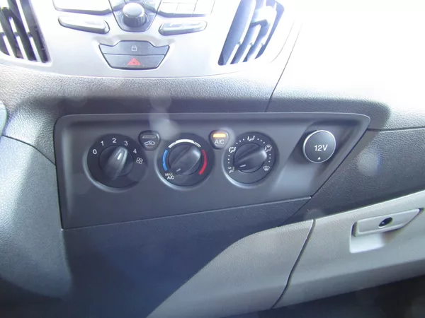 Ford Transit Custom 2.0 TDCi96kW BEZ KOROZE - foto 25
