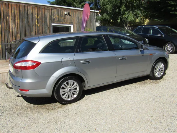 Ford Mondeo 2.0 TDCi GHIA 1.MAJITEL - foto 10