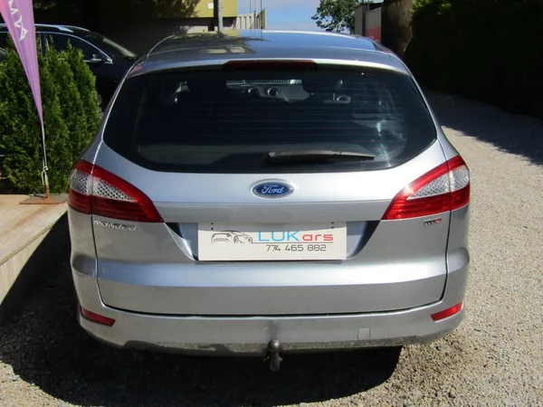 Ford Mondeo 2.0 TDCi GHIA 1.MAJITEL - foto 12