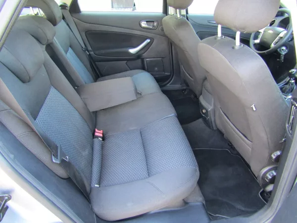 Ford Mondeo 2.0 TDCi GHIA 1.MAJITEL - foto 26