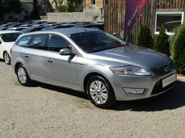 Ford Mondeo 2.0 TDCi GHIA 1.MAJITEL - foto 7