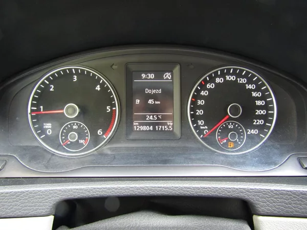 Volkswagen Multivan 2.0 TDI 132kW DSG TOP QUALITY - foto 28