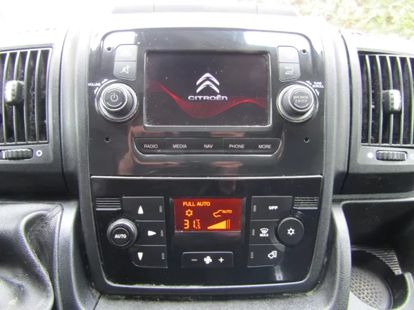 Citroën Jumper 2.2 HDI 103kW BEZ KOROZE - foto 21