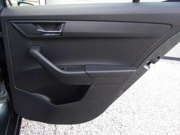 Škoda Fabia 1.0 MPI 55kW TOP QUALITY - foto 25