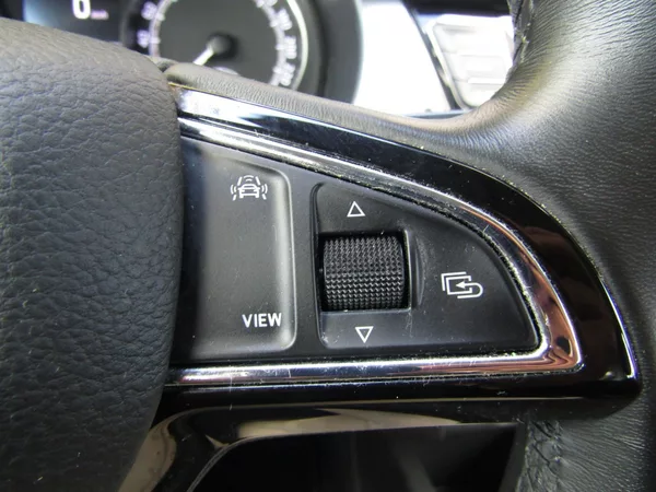 Škoda Fabia 1.0 MPI 55kW TOP QUALITY - foto 33
