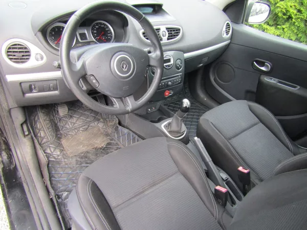 Renault Clio 1.2i 55kW ZIMNÍ PNEU - foto 13