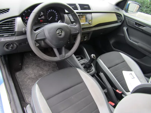 Škoda Fabia 1.2 TSI 66kW ZIMNÍ+LETNÍ PNEU - foto 13