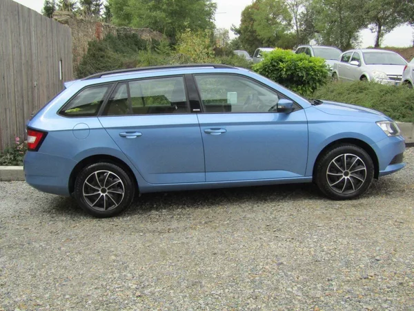 Škoda Fabia 1.2 TSI 66kW ZIMNÍ+LETNÍ PNEU - foto 9