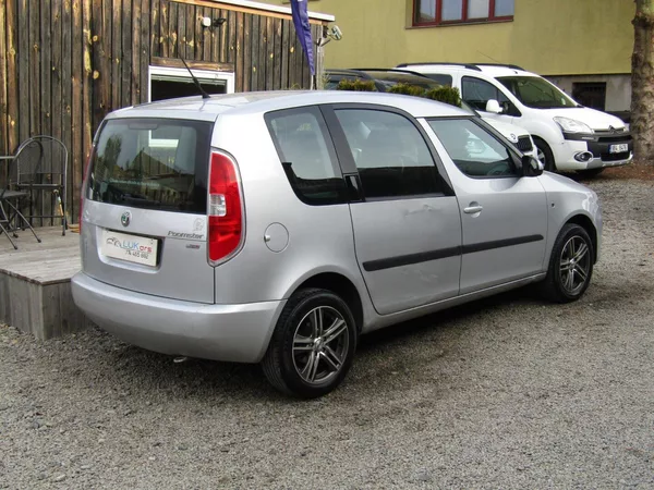 Škoda Roomster 1.6 TDI 66kW - foto 11