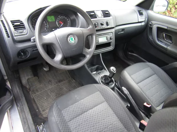Škoda Roomster 1.6 TDI 66kW - foto 13