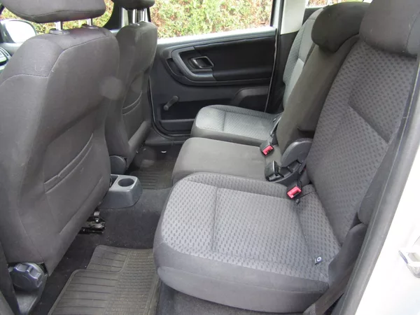 Škoda Roomster 1.6 TDI 66kW - foto 21