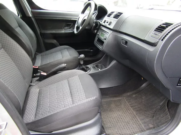 Škoda Roomster 1.6 TDI 66kW - foto 26