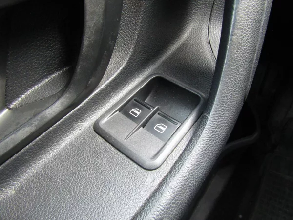 Škoda Roomster 1.6 TDI 66kW - foto 28