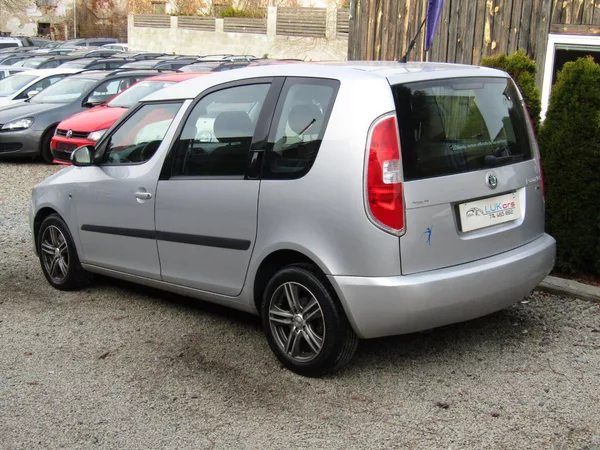 Škoda Roomster 1.6 TDI 66kW - foto 5