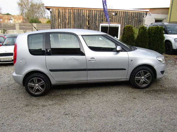 Škoda Roomster 1.6 TDI 66kW - foto 9
