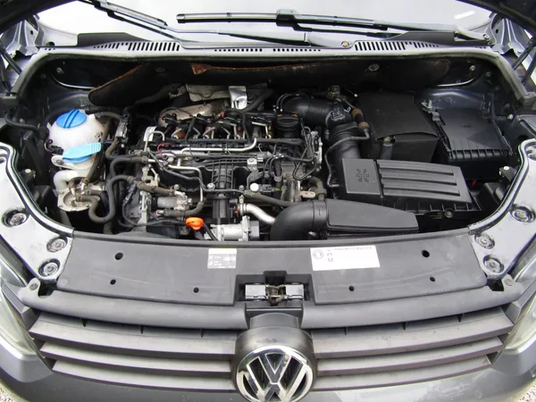 Volkswagen Caddy 1.6 TDI 75kW 7 MÍST - foto 37