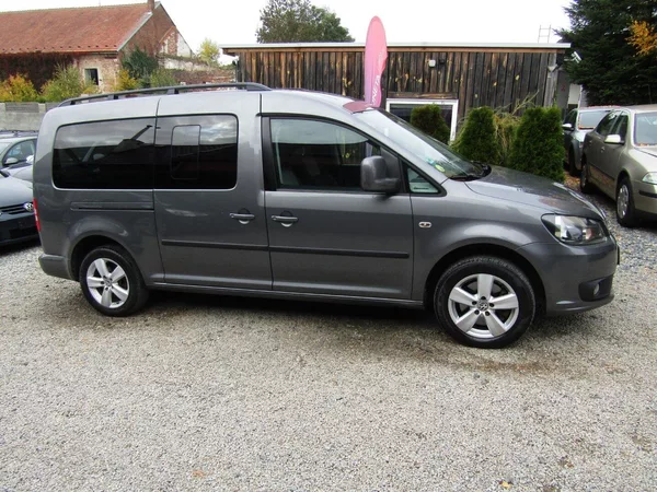 Volkswagen Caddy 1.6 TDI 75kW 7 MÍST - foto 8