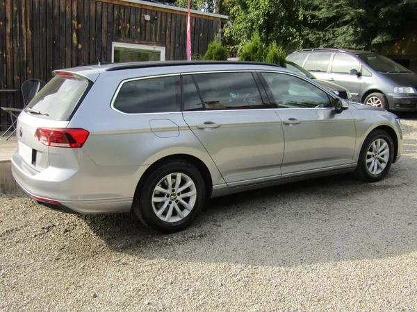 Volkswagen Passat 2.0 TDI 110kW DSG ACC - foto 10