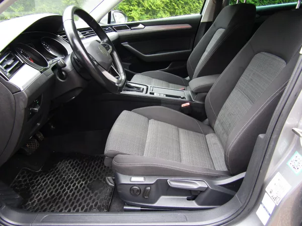 Volkswagen Passat 2.0 TDI 110kW DSG ACC - foto 19