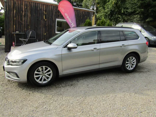 Volkswagen Passat 2.0 TDI 110kW DSG ACC - foto 2