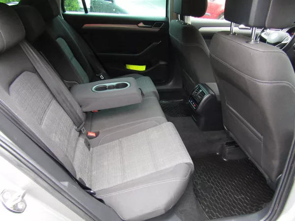 Volkswagen Passat 2.0 TDI 110kW DSG ACC - foto 26