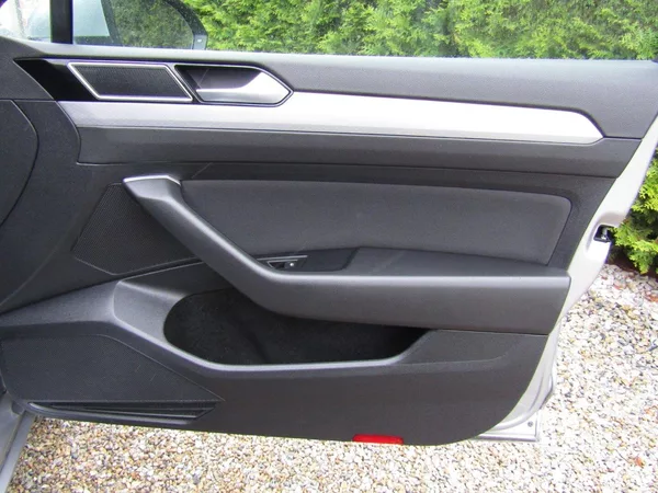 Volkswagen Passat 2.0 TDI 110kW DSG ACC - foto 27