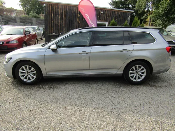 Volkswagen Passat 2.0 TDI 110kW DSG ACC - foto 3
