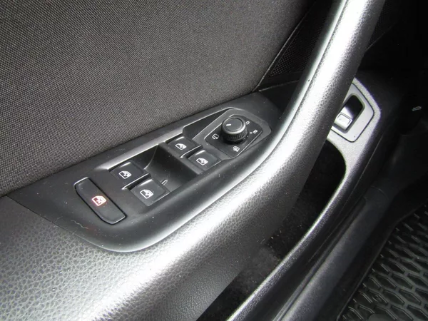Volkswagen Passat 2.0 TDI 110kW DSG ACC - foto 30