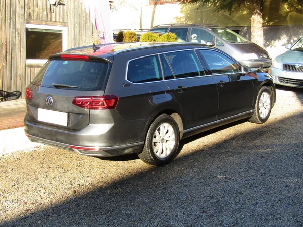 Volkswagen Passat 2.0 TDI DSG 147kW MATRIX - foto 11