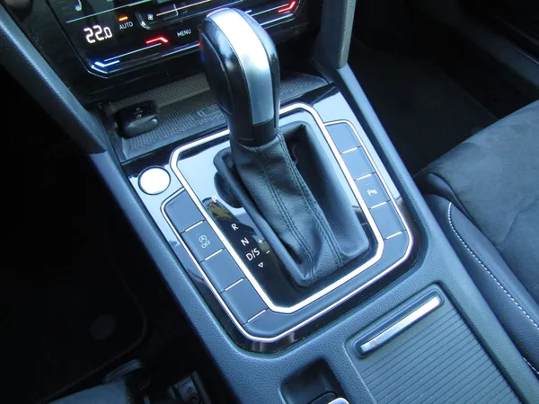 Volkswagen Passat 2.0 TDI DSG 147kW MATRIX - foto 39