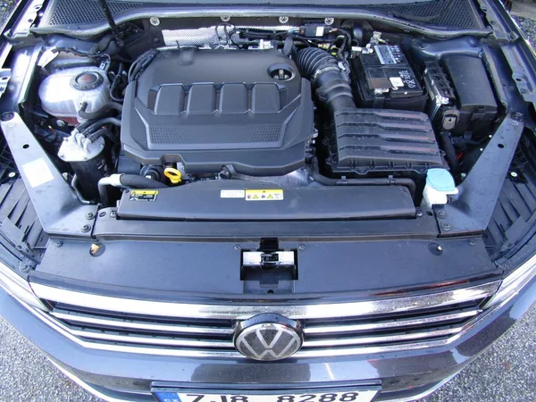 Volkswagen Passat 2.0 TDI DSG 147kW MATRIX - foto 40