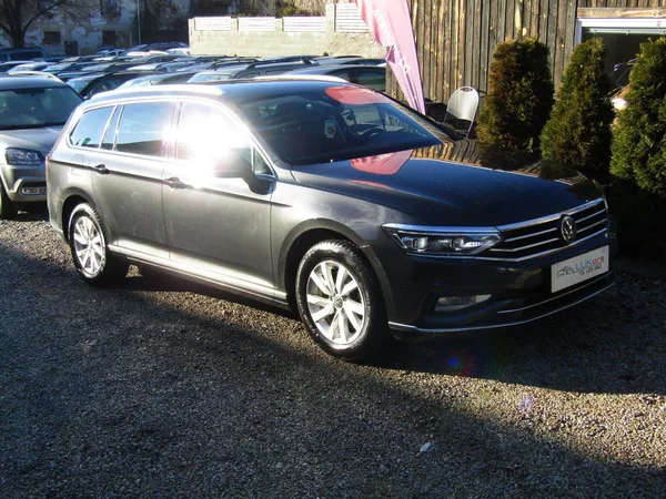 Volkswagen Passat 2.0 TDI DSG 147kW MATRIX - foto 7