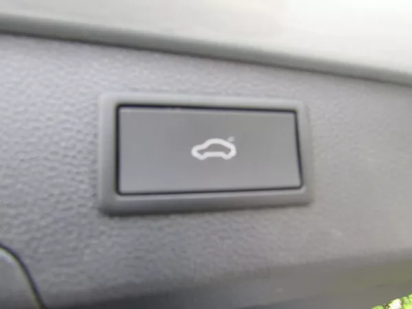 Volkswagen Passat 2.0 TDI 110kW DSG R-Line - foto 27
