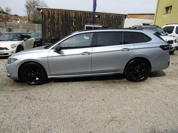 Volkswagen Passat 2.0 TDI 110kW DSG R-Line - foto 3